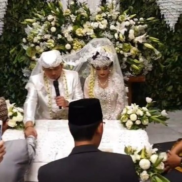 Tiwi Eks T2 Resmi Menikah Lagi