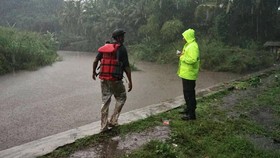 Petani Hanyut Terseret Arus Sungai di Tasikmalaya