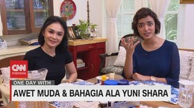 VIDEO: Awet Muda & Bahagia Ala Yuni Shara