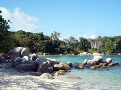 Bukan Belitung, Ini Pantai Laskar Pelangi ala Bintan