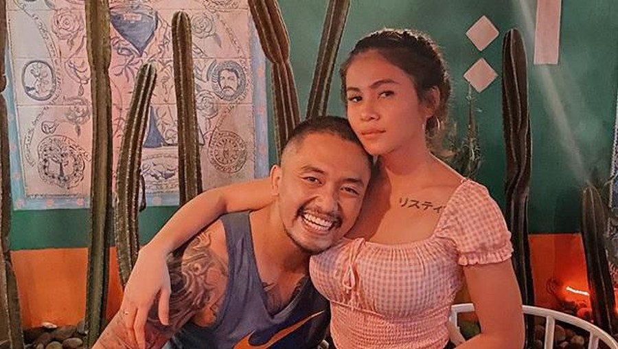 Uus dan Istri