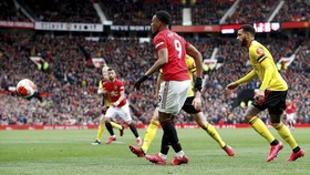 Liga Inggris Berpeluang Digelar Tanpa Penonton karena Corona