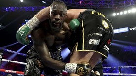 Pelempar Handuk untuk Deontay Wilder Dipuji