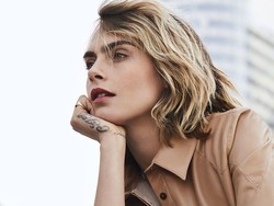 Dulu Ngebet Pengen Oplas Payudara, Cara Delevingne Mundur Gegara Hal Ini
