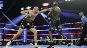 Tyson Fury vs Wilder Jilid 3 Bisa Digelar di Old Trafford