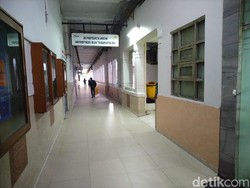 Damkar Sebut Banjir di RSCM Akibat Debit Air Terlalu Besar