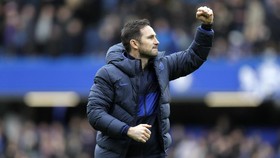 Lampard dan Bergkamp Masuk Hall of Fame Liga Inggris