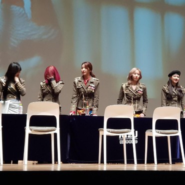 Tangisan GFriend yang Batal Gelar Jumpa Fans karena Virus Corona