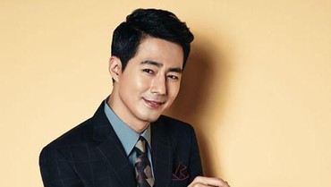 img-title Jo In Sung dalam Pertimbangan Bintangi Film Sci-fi 'Hope'