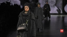 VIDEO: Virus Corona, Dolce & Gabbana Tetap Show di Milan