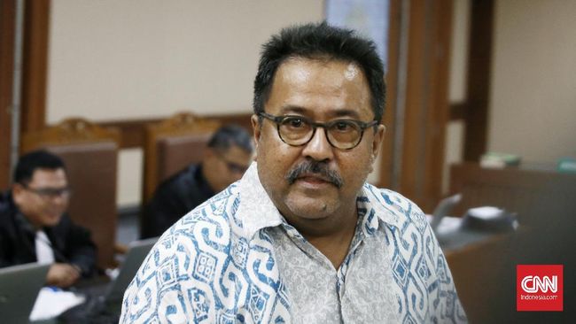 Pemeran sekaligus sutradara sinetron legendaris Si Doel, Rano Karno, mengungkap alasan sinetron masa kini tidak memakai logika, seperti Suara Hati Istri.