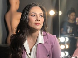 Rahasia Kecantikan Wulan Guritno yang Dijuluki Hot Mom