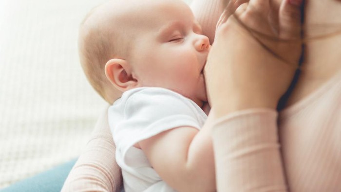 ASI Sedikit dan Tidak Lancar? Ini Tipsnya, Moms! ASI Sedikit dan Tidak Lancar? Ini Tipsnya, Moms!