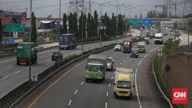 75 Persen Truk ODOL Direktur Utama PT Jasa Marga Rivan Achmad Purwantono mengungkap sebagian besar truk yang melintas di WIM kelebihan muatan ataupun dimensi.