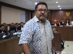 Datang ke Rumah Rano Karno, Raffi Tawarkan Oplet Ditukar Rolls Royce
