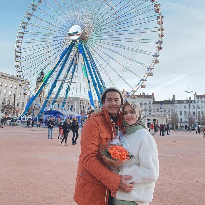 <div class="gmail_attr" dir="ltr">Semoga lancar sampai hari persalinan ya, Cut Meyriska. Selamat berbahagia juga, Roger. (Foto: Instagram @cutratumeyriska)</div>
