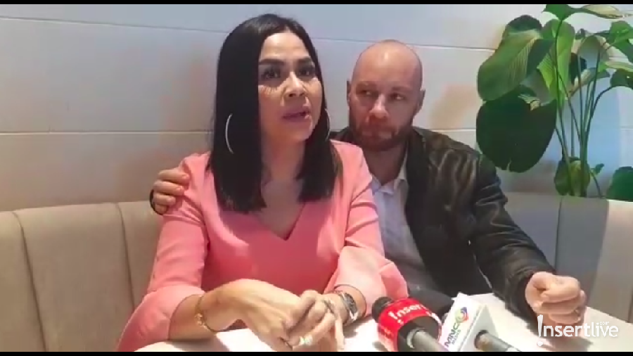 Melaney Ricardo dan Tyson James