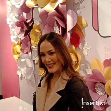 Banjir Jakarta, Pekerjaan Cathy Sharon Alami Penundaan