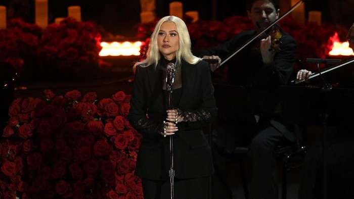 LOS ANGELES, CALIFORNIA - FEBRUARY 24: Christina Aguilera performs during The Celebration of Life for Kobe & Gianna Bryant at Staples Center on February 24, 2020 in Los Angeles, California. (Photo by Kevork Djansezian/Getty Images)