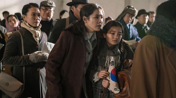 Son Ye Jin, pemeran Yoon Se Ri di drama Crash Landing on You juga membintangi sejumlah film. Berikut ini lima film yang dibintangi merupakan film terbaiknya.