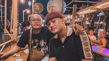 img-title Sifat Rizky Febian Bikin Sule Merasa Jadi Ayah yang Beruntung, Apa Itu?