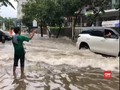 VIDEO: Hujan Sejak Malam, Jakarta Dilanda Banjir