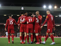 Gaya Santuy 4 Bintang Liverpool di Tengah Ancaman COVID-19