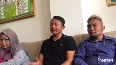 img-title Suami Kurang Memuaskan, Jenita Janet Kekeuh Ingin Cerai