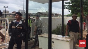 Warga Terdampak Banjir Demo AEON JGC, Satu Orang Ditangkap