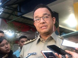 Anies Puji Damkar: Kalian Datang ke Lokasi Musibah Saat yang Lain Menjauh