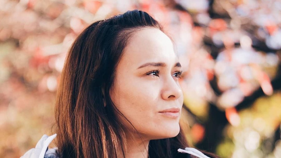 Adik ipar Bunga Citra Lestari, Aishah Sinclair mengaku sedih saat melihat barang-barang peninggalan mendiang Ashraf Sinclair.