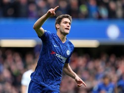 Kenangan Indah Akan Bawa Marcos Alonso Balik ke Italia?