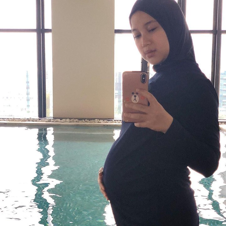 <p>Perut Chacha semakin terlihat membesar ya. (Foto: Instagram @chafrederica)</p>