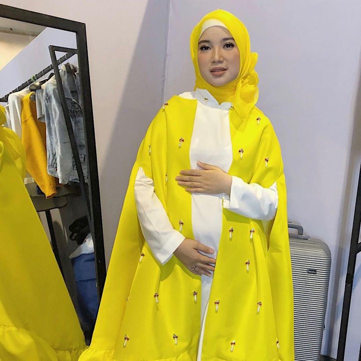<p>Kehamilan Chacha Frederica sudah memasuki usia 30 minggu atau masuk 7 bulan nih, Bunda. (Foto: Instagram @chafrederica)</p>
