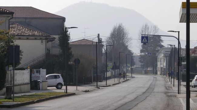 Bayangkan, delapan rumah di Kota Sant'Elia a Pianisi, Italia, masing-masing dijual hanya dengan harga 1 euro atau sekitar Rp16 ribu.