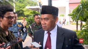 VIDEO: Warga Diminta Nikmati Banjir dan Jangan Salahkan Anies
