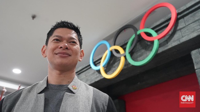 Raja Sapta Oktohari resmi mendaftar sebagai calon ketua umum Komite Olimpiade Indonesia (KOI), Senin (12/6). Ia berpeluang menang aklamasi.