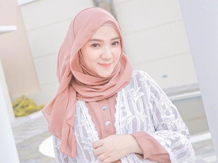 5 Perbedaan Mencolok Model Hijab Muslimah Indonesia Vs Malaysia