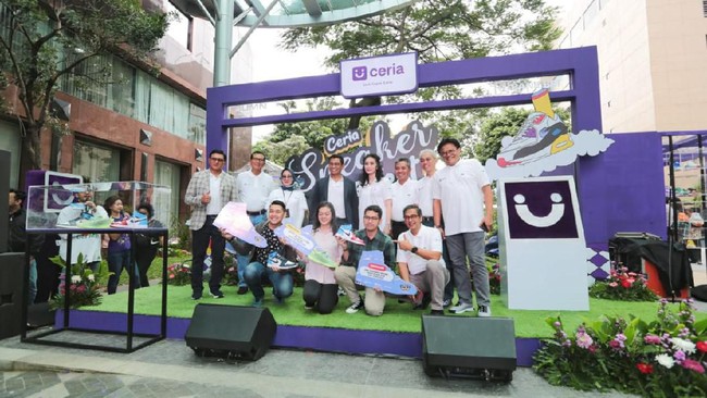 Ceria memberikan kemudahan pembiayaan transaksi melalui e-commerce serta memproses pinjaman hingga Rp20 juta dalam waktu 10 menit.