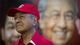 Partai Mahathir Usung Calon PM Malaysia Pesaing Anwar Ibrahim
