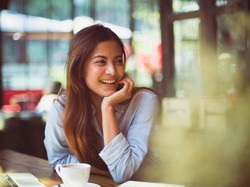 Tampil Glowing Nggak Perlu Mahal, Produk-produk Ini Lebih Hemat