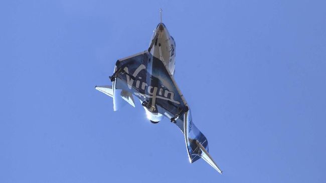 Virgin Galactic Kantongi Izin Bawa Penumpang ke Luar Angkasa