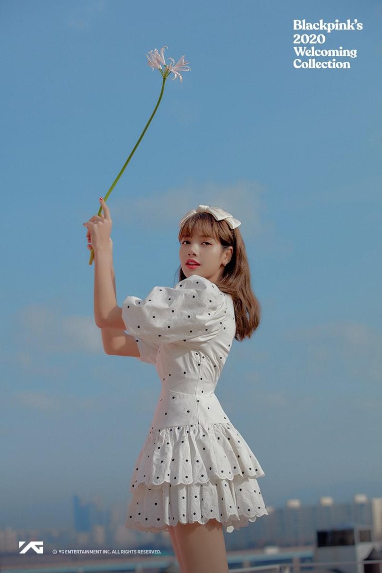 BLACKPINK baru saja merilis album foto bertajuk 2020 Welcoming Collection pada Rabu (26/2).
