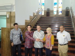 Pertamina-PLN Kerja Bareng Garap Pembangkit Listrik Tenaga Gas