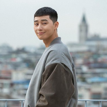 Usai 'Itaewon Class', Park Seo Joon Siap Dampingi Jun Ji Hyun di Drama Baru