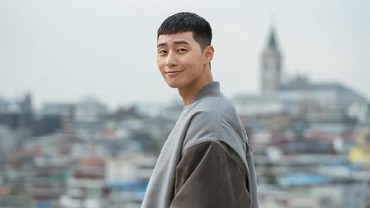 Usai 'Itaewon Class', Park Seo Joon Siap Dampingi Jun Ji Hyun di Drama Baru