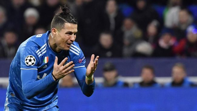 Juventus Kalah dari Lyon, Catatan Gol Ronaldo Putus Striker Juventus Cristiano Ronaldo baru mencetak dua gol dari tujuh pertandingan di Liga Champions musim 2019/2020.
