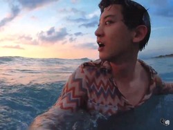 Serunya! Momen Chanyeol EXO Nikmati Liburan di Bali