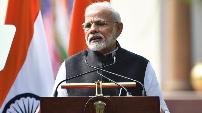 Akun Twitter pribadi Perdana Menteri India Narendra Modi diketahui diretas dengan membuat cuitan meminta sumbangan amal menggunakan mata uang kripto.