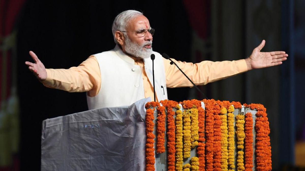 PM Modi Nebeng 'Pansos' usai Remaja India Kalahkan Jawara Catur Dunia